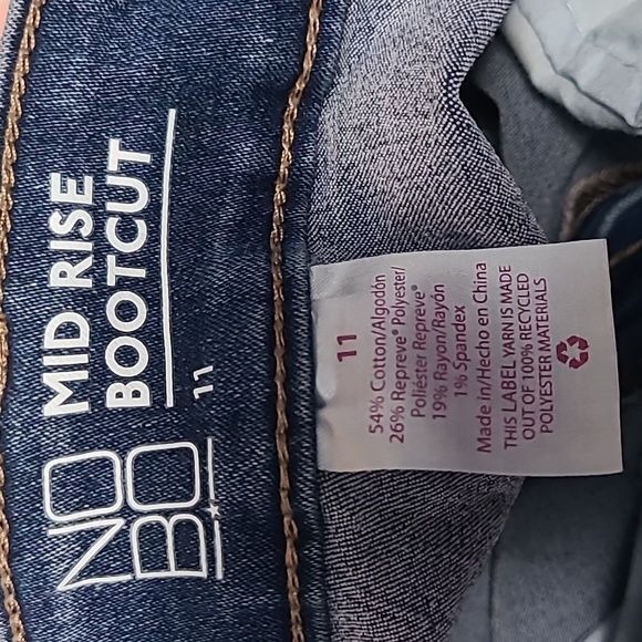 Jeans - Picture 2 of 2